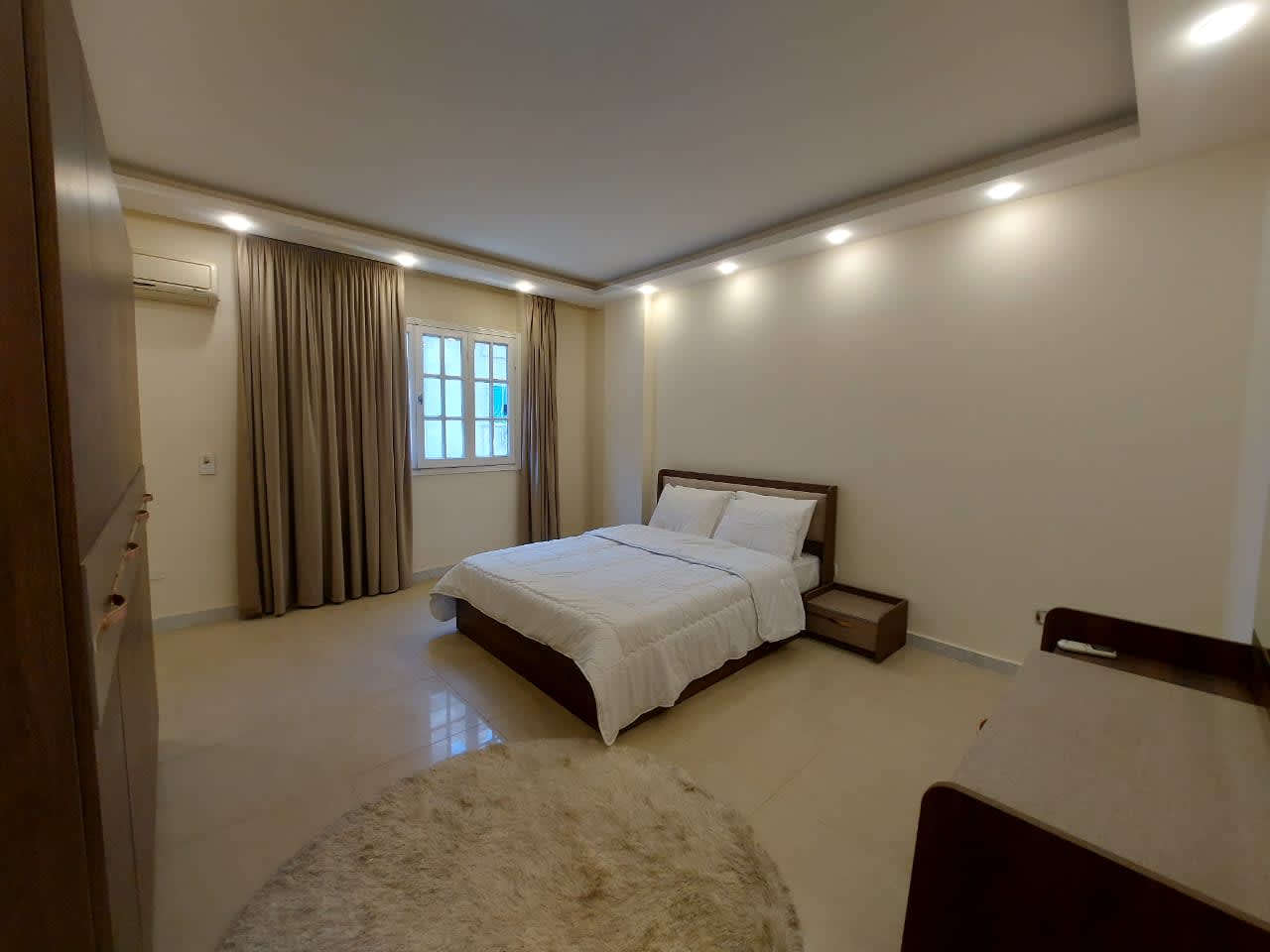 Stylish 2 Bedroom Apartment In Garden City