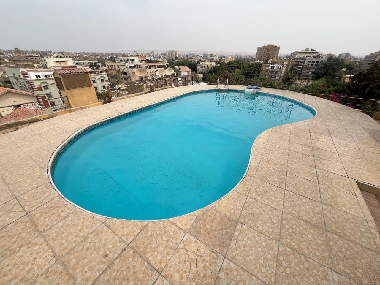 4 bedroom Apartment for rent in Sarayat