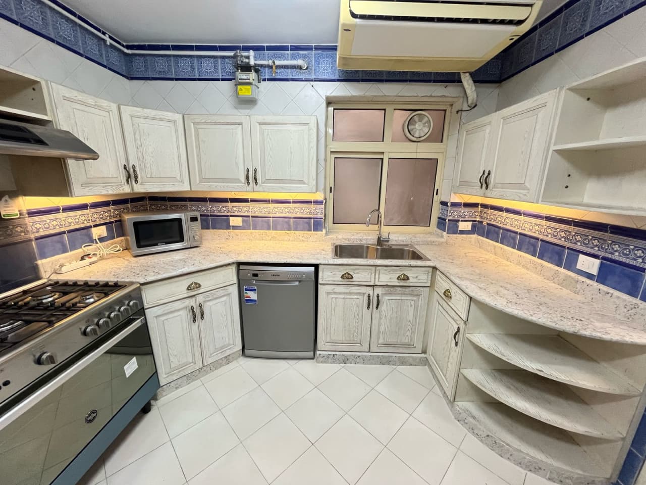 Spacious 4 Bedroom Apartment with Terrace & Pool Access