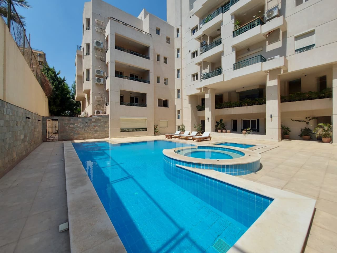 2 bedroom Ground Floor for rent in Sarayat