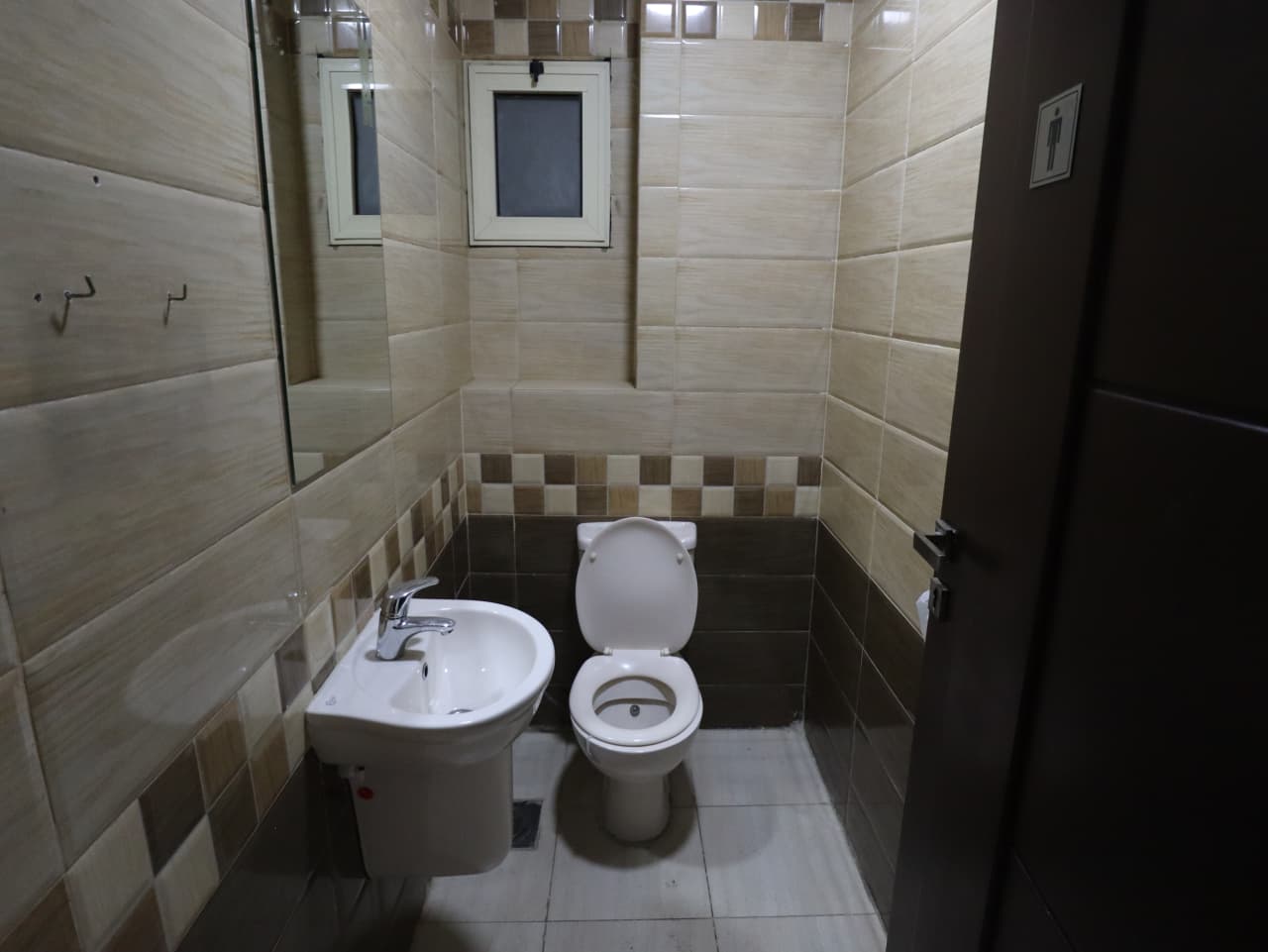 Administrative Ground Floor For Rent| 350m² | Zamalek. 