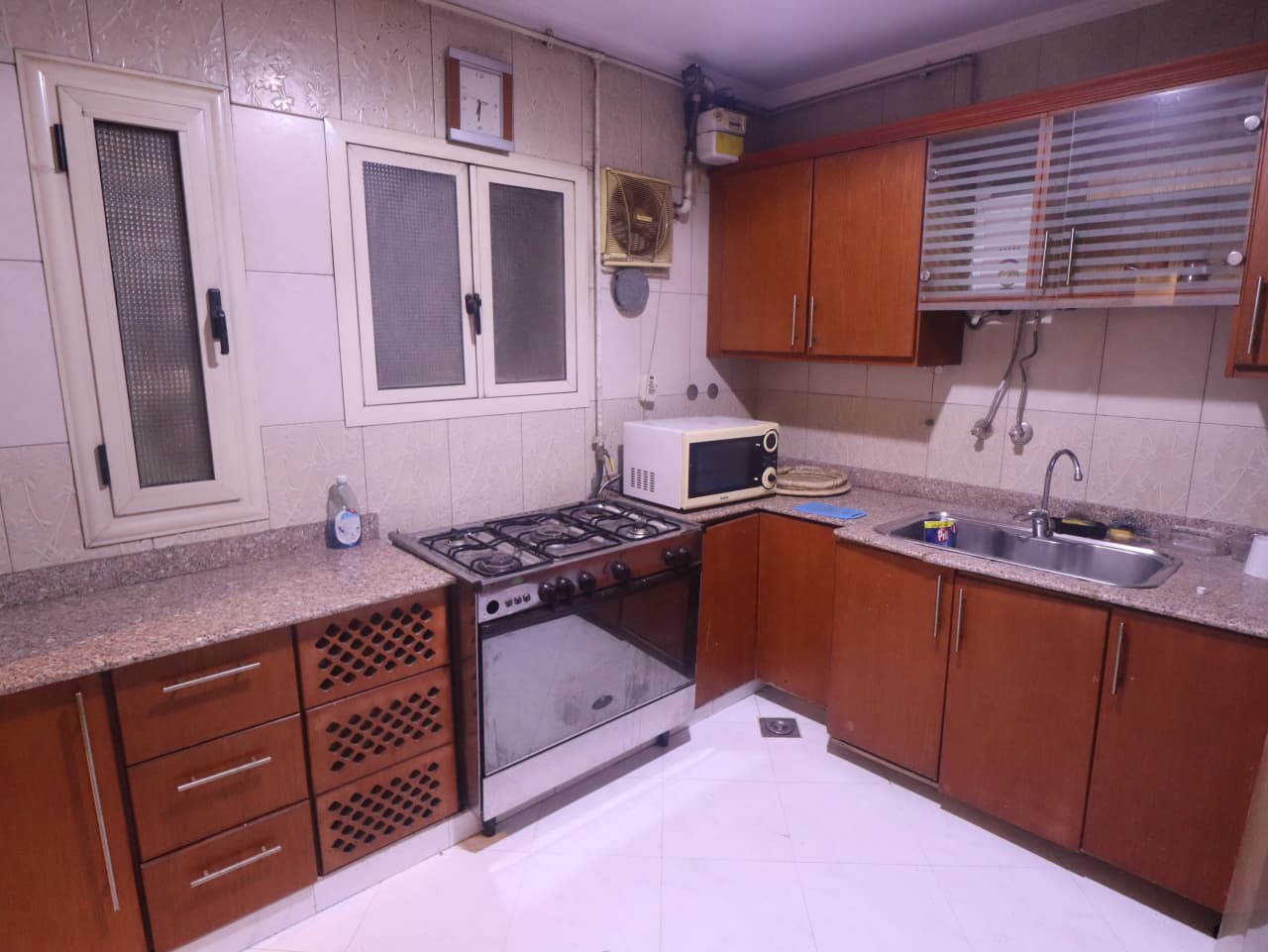 Elegant Modern Furnished Apartment In Prime Maadi Sarayat.