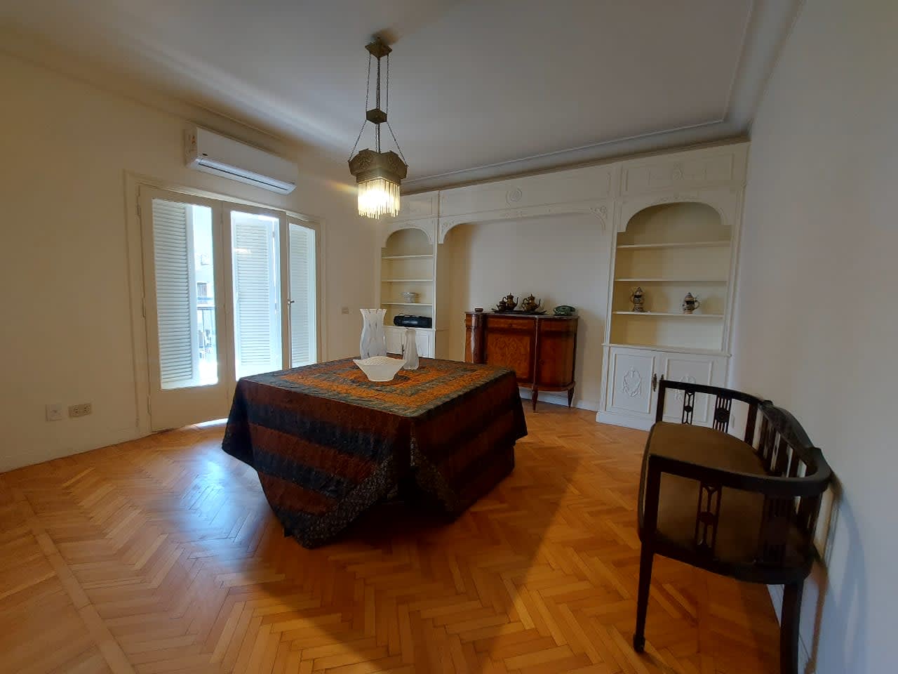 Stylish 3BR Apartment with Natural Light in Zamalek