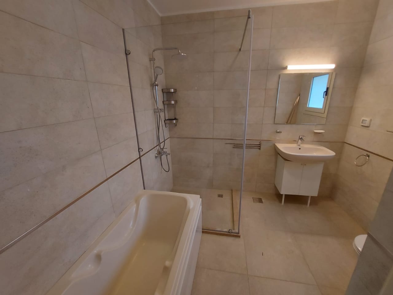 Elegant Villa with Shared Pool Near CAC in Maadi