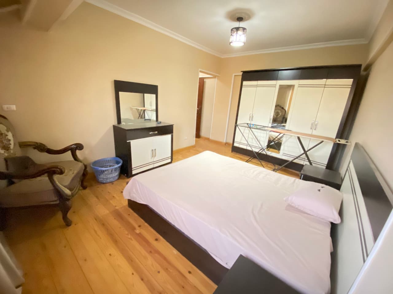 Cozy Apartment in Prime Maadi Location