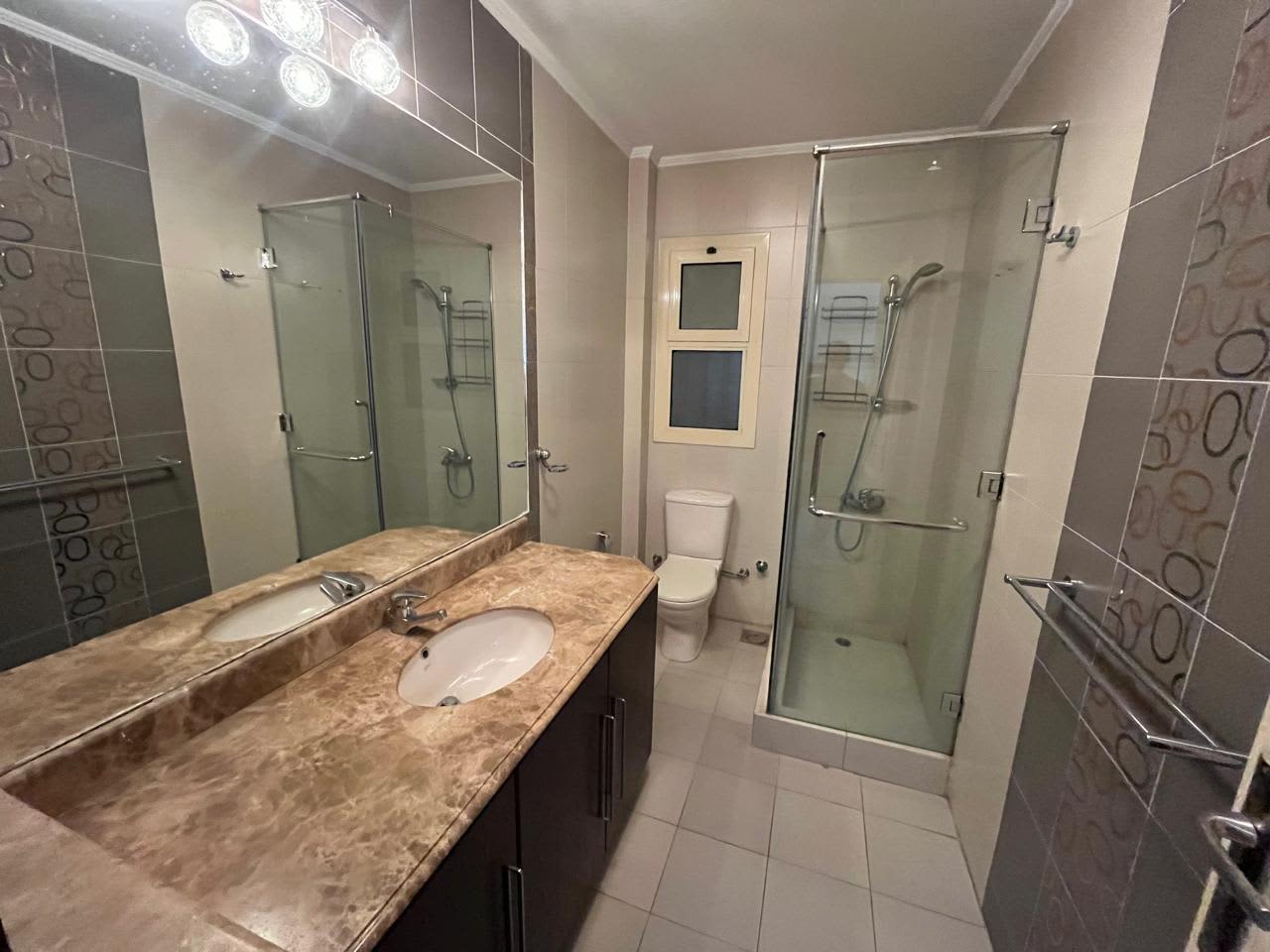 Spacious 4-Bedroom Apartment with Gym and Pool Access