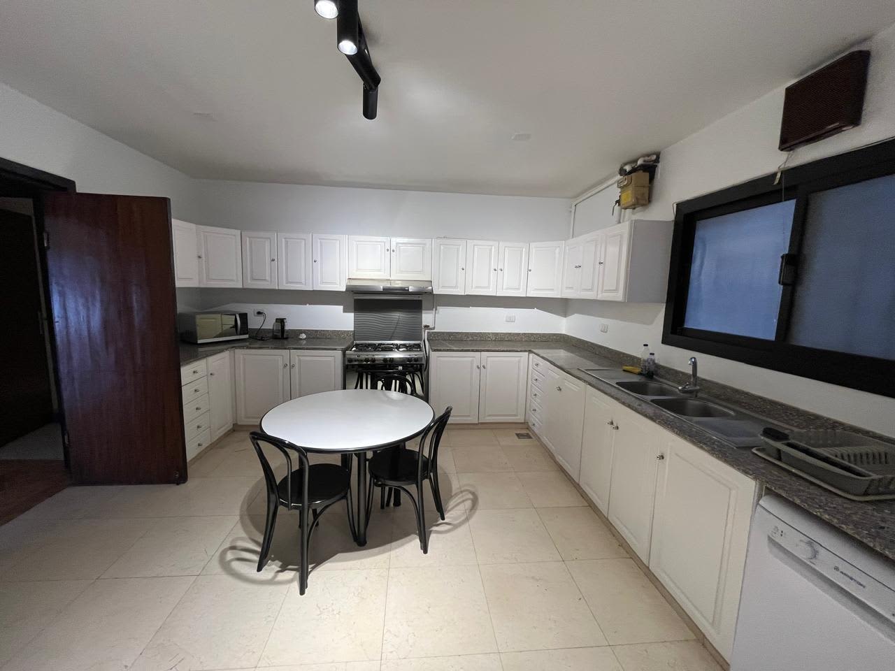 Luxury Furnished Apartment With Shared Pool In Sarayat El Maadi.