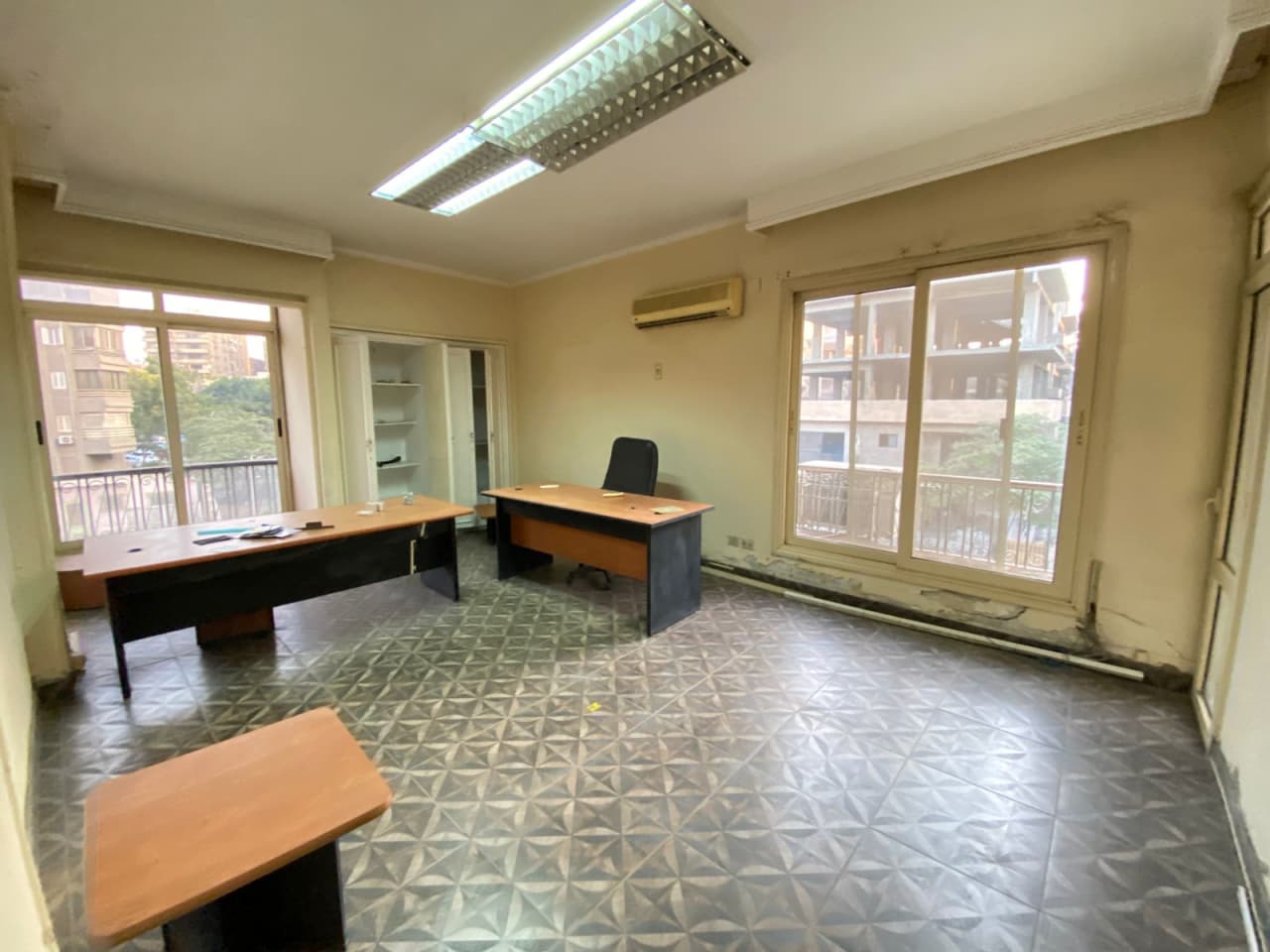 18 غرف نوم فيلا للإيجار في New Maadi