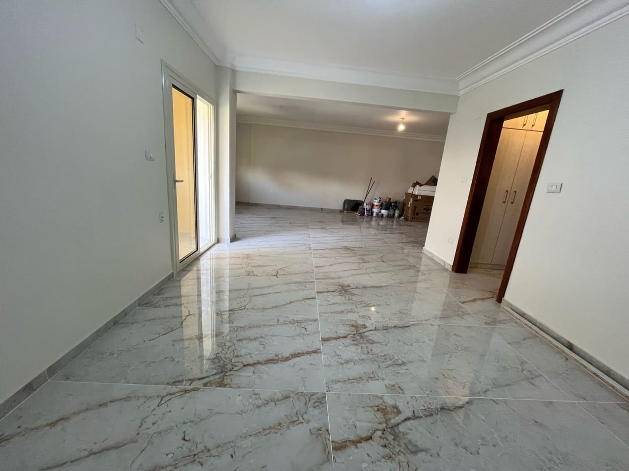 Semi Furnished Apartment In The Heart Of Maadi Close To All Service