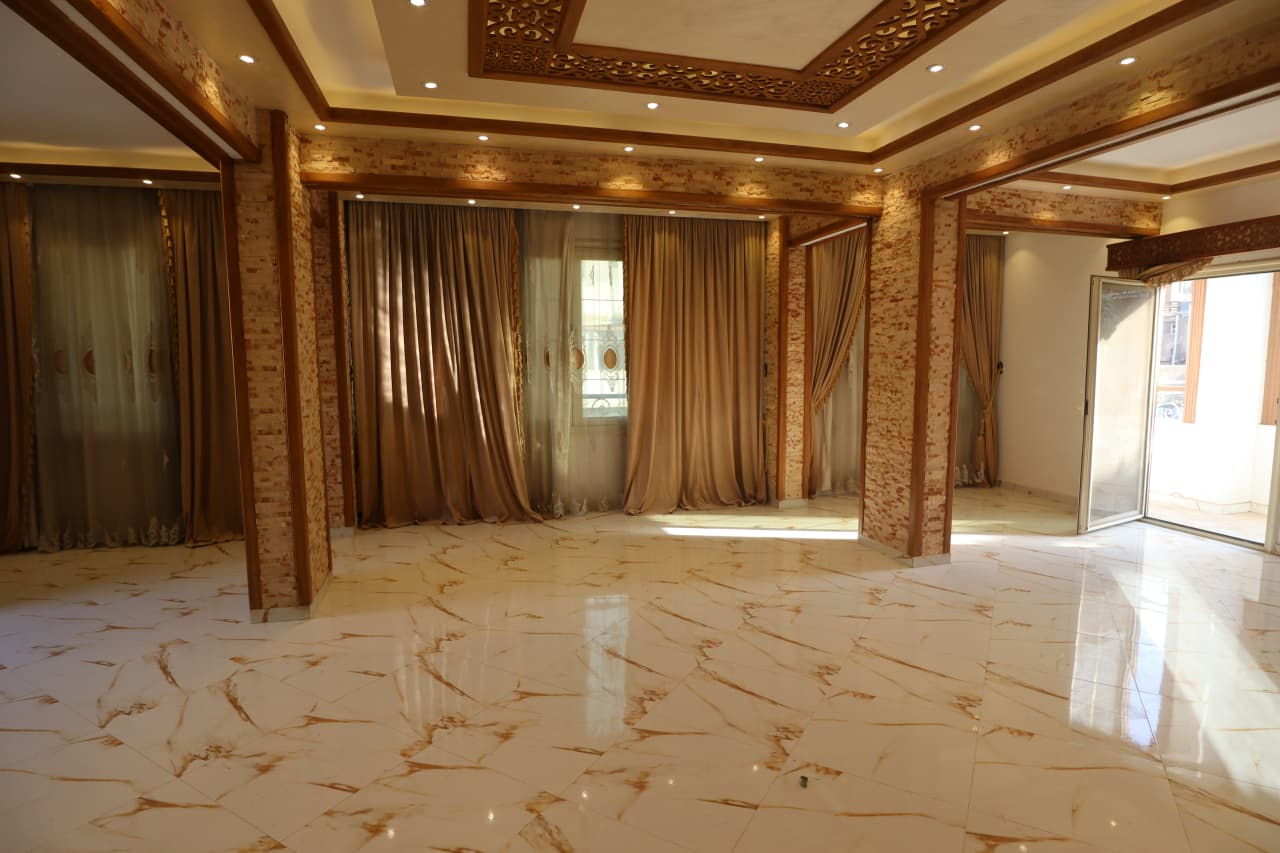 3 bedroom Apartment for rent in Sarayat