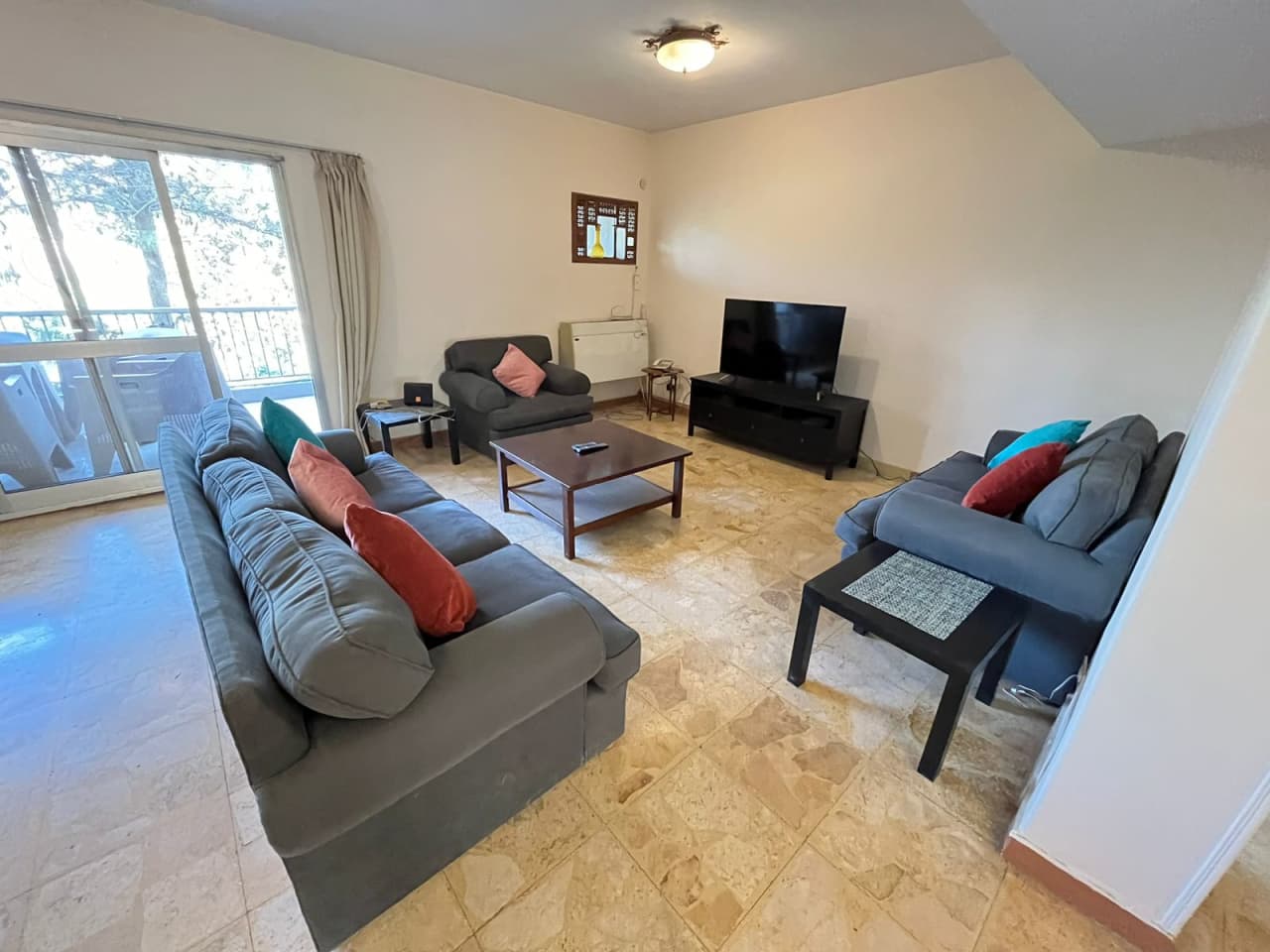 3 bedroom Apartment for rent in Degla