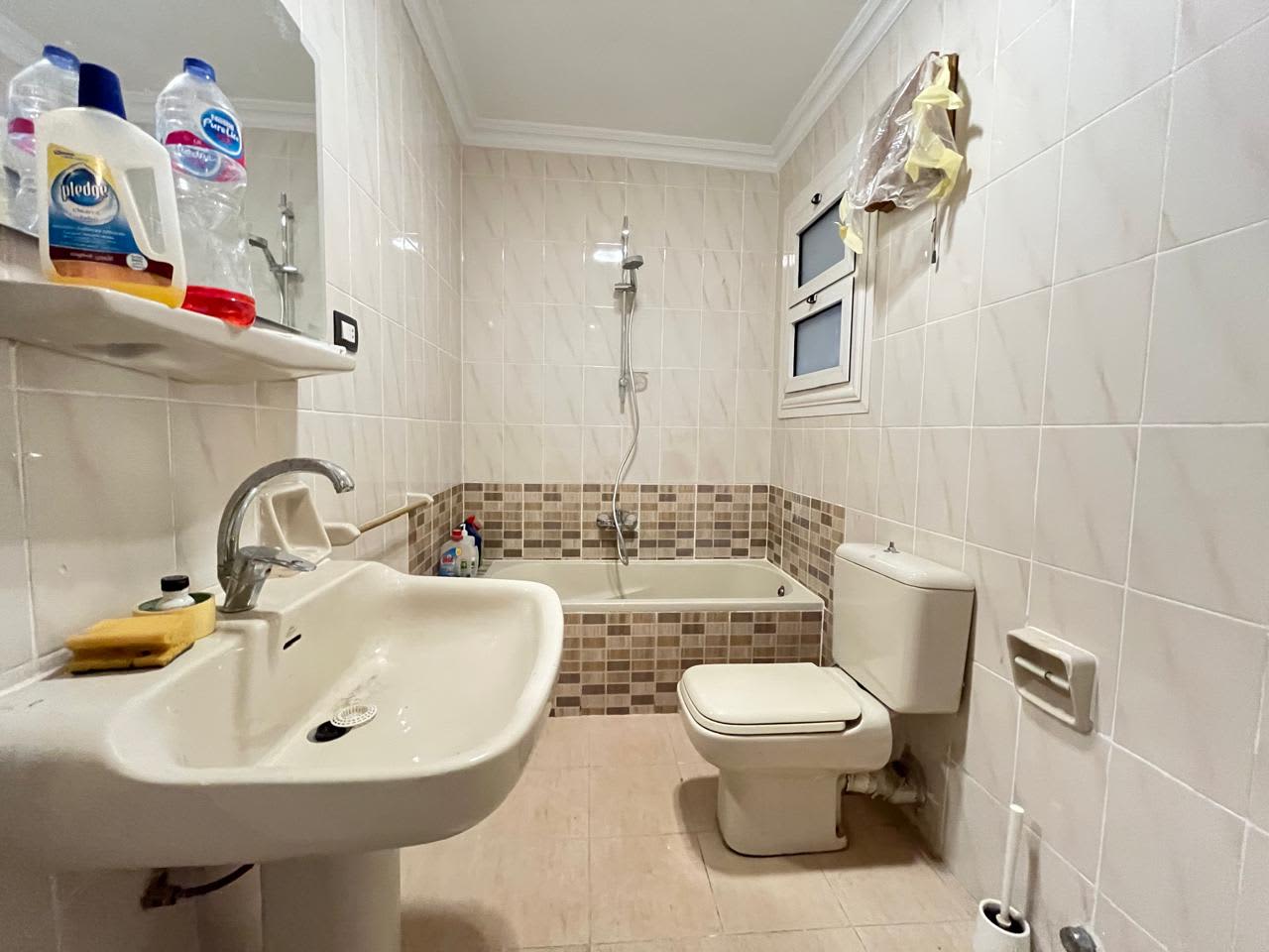 Well-Maintained Apartment For Rent In Maadi Sarayat.