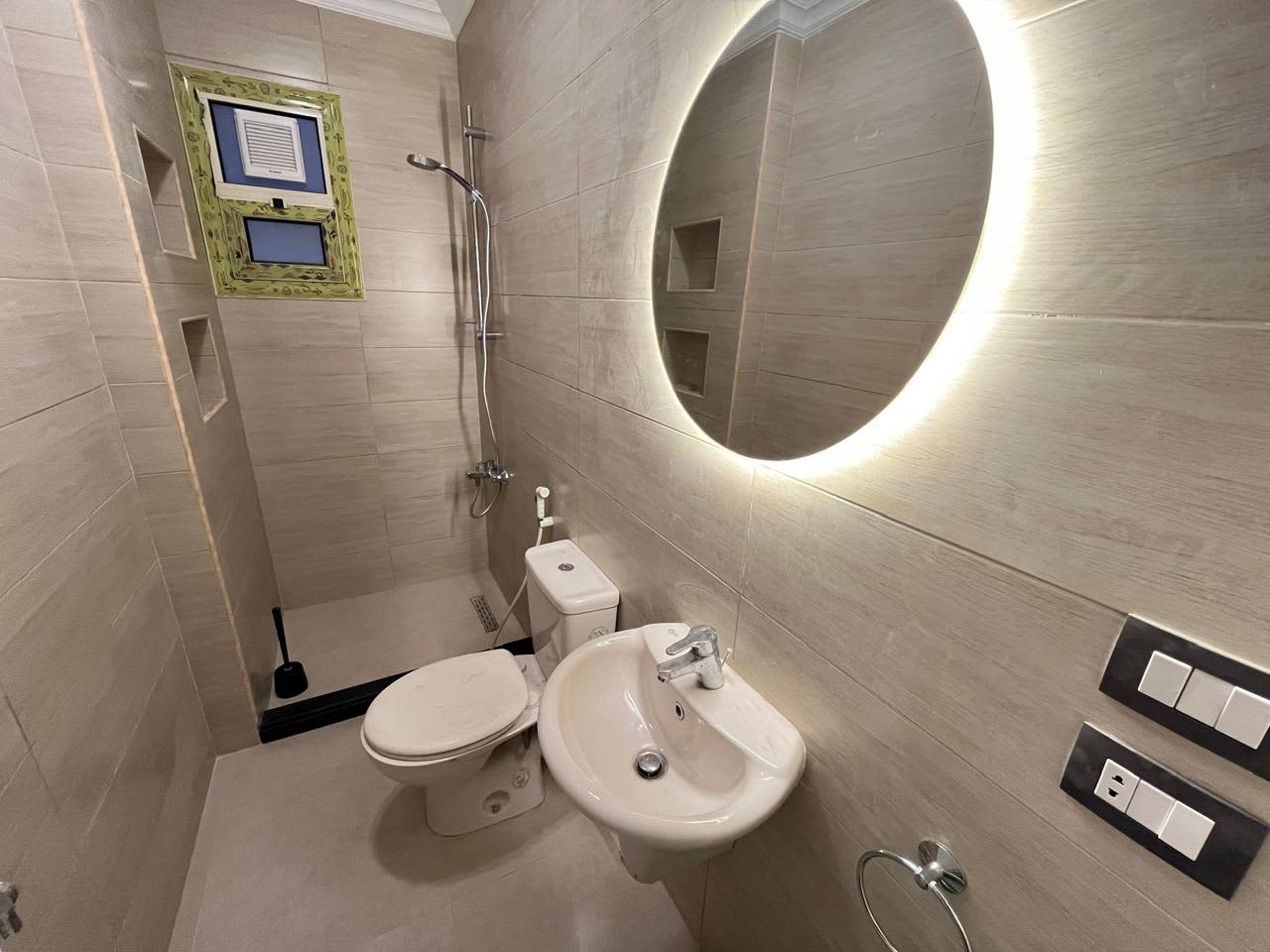 Well-Maintained Apartment For Rent In Maadi Sarayat.
