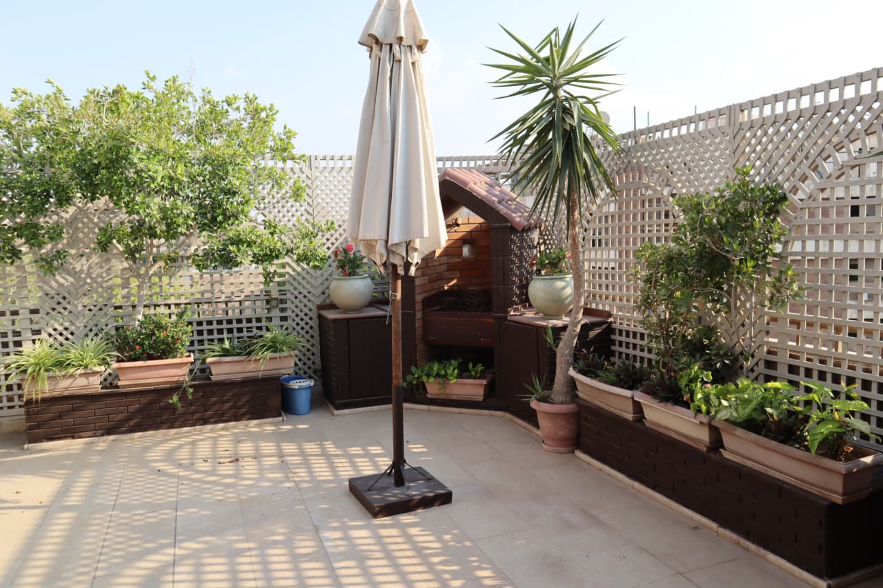 Stunning & Upscale Penthouse For Rent In Maadi Degla.
