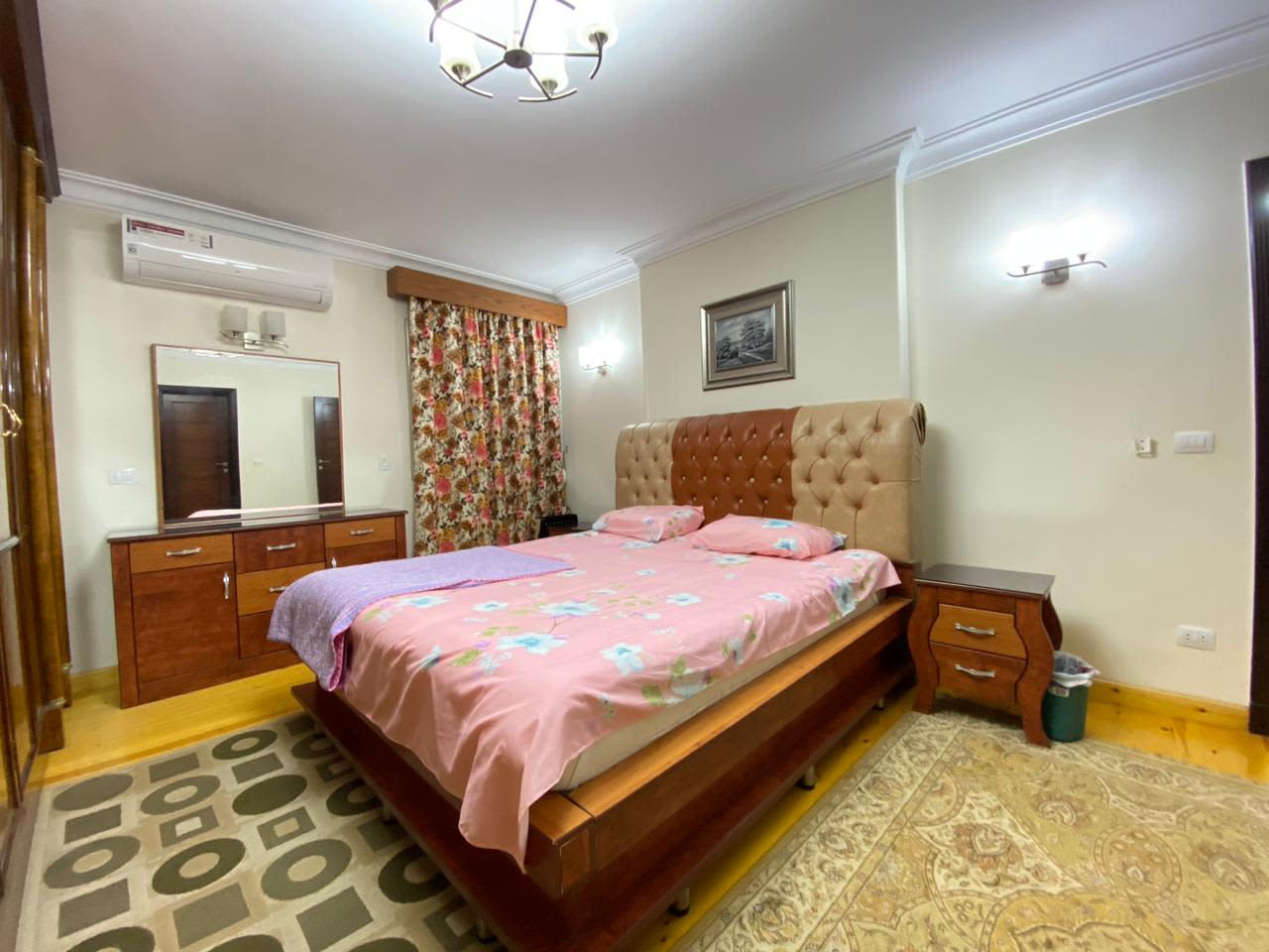 Sunny 3BR Apartment with Spacious Living Areas