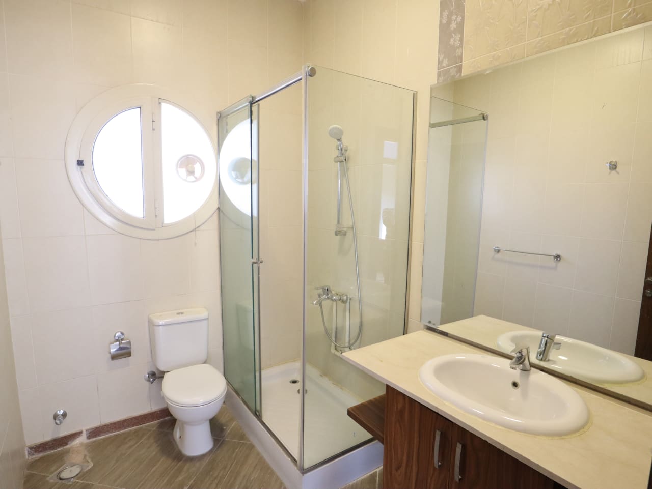 Family-Friendly Apartment in Maadi Sarayat In Perfect Compound.
