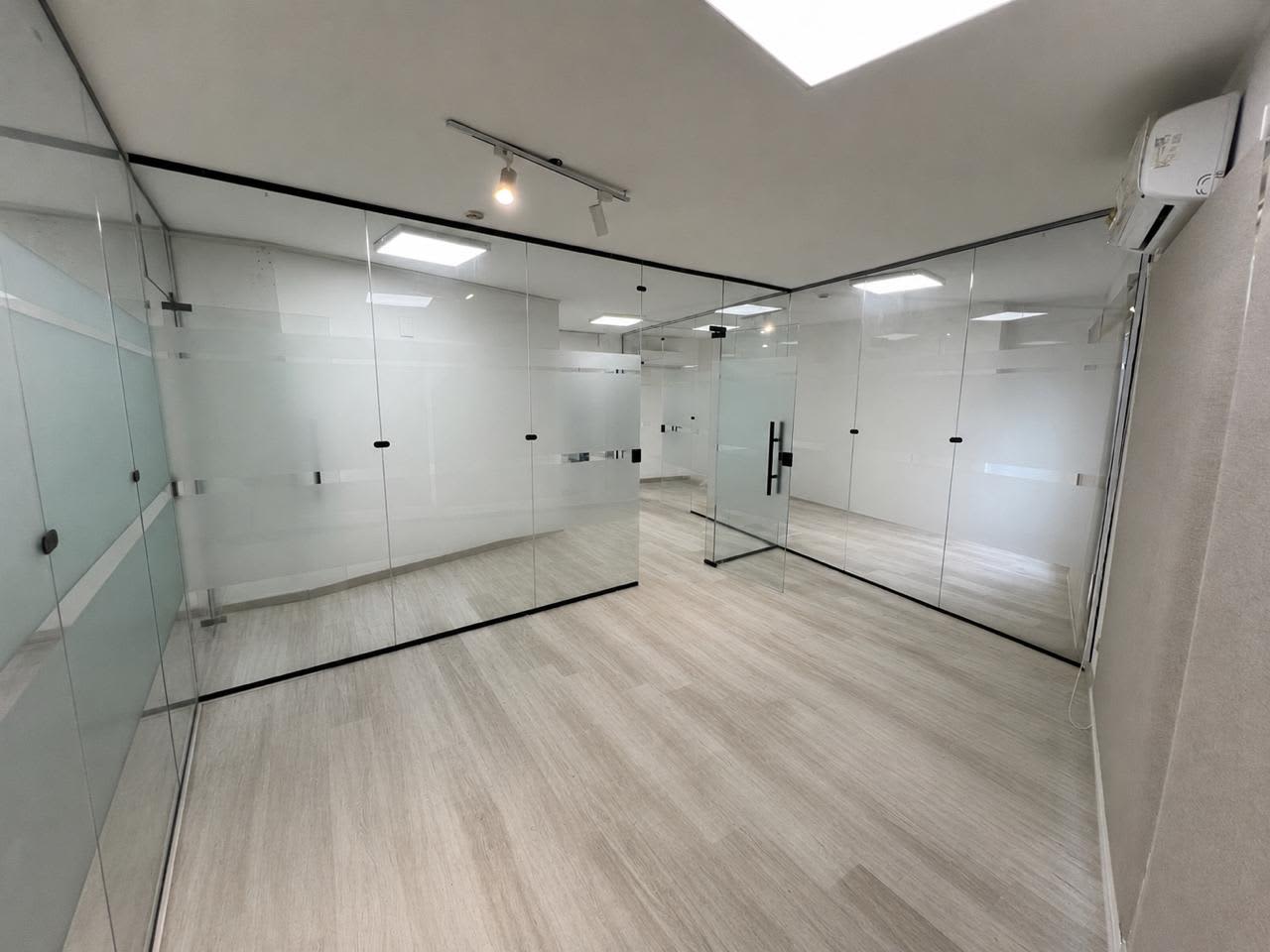 7 bedroom Office for rent in New Maadi