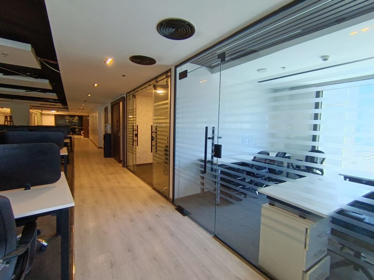 Administrative Full Floor  For Rent| 550m² | 90th South. 