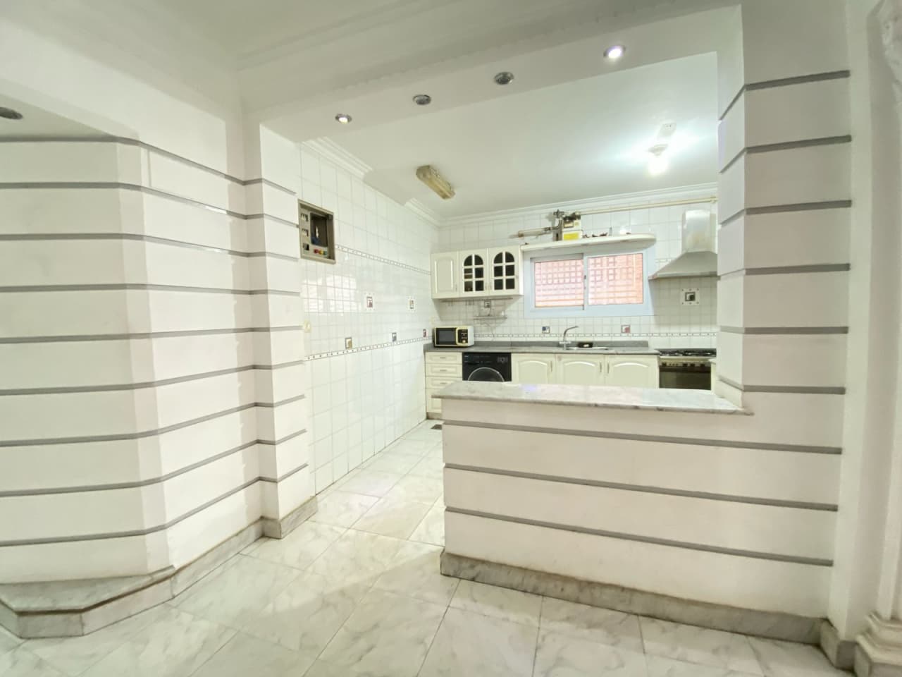 Furnished& Bright Apartment In Maadi Degla
