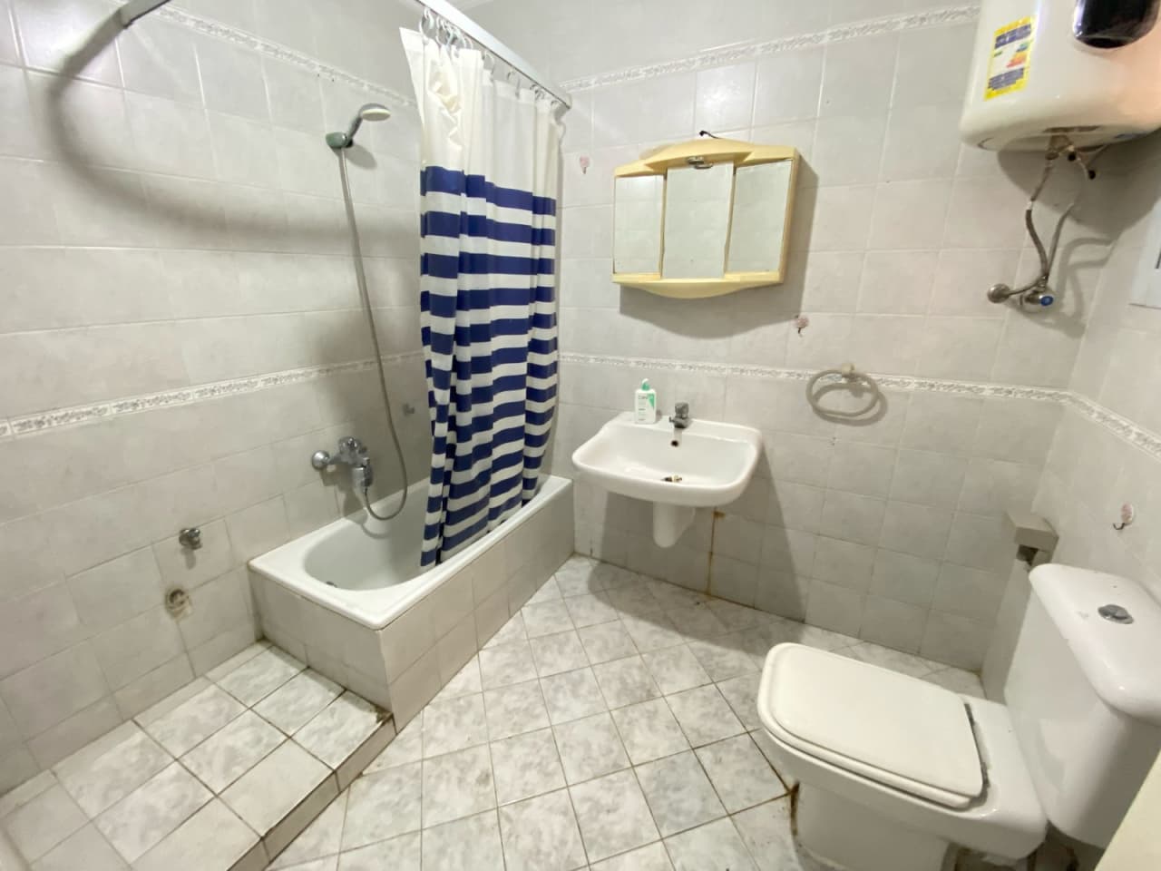 Furnished& Bright Apartment In Maadi Degla