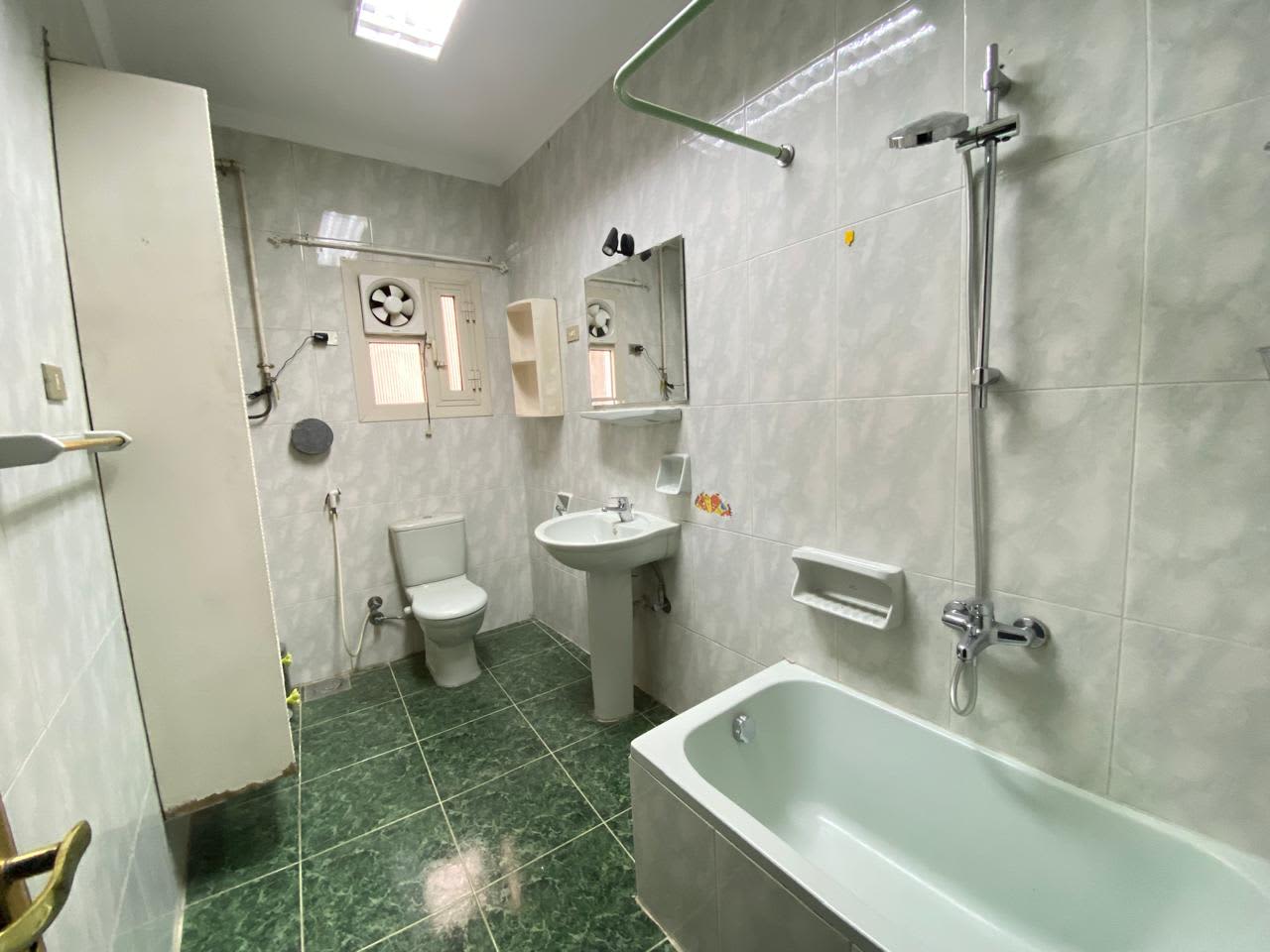 Premium 3-BR Apartment Close to Maadi Amenities