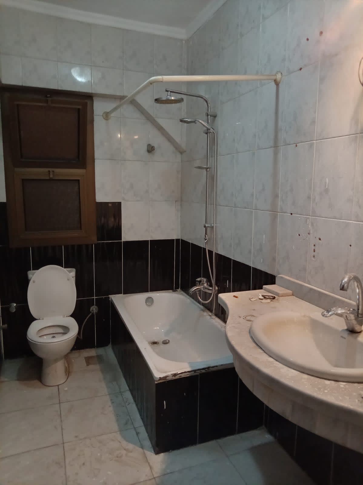 Administrative Office For Rent| 140m² | Sarayat El Maadi.