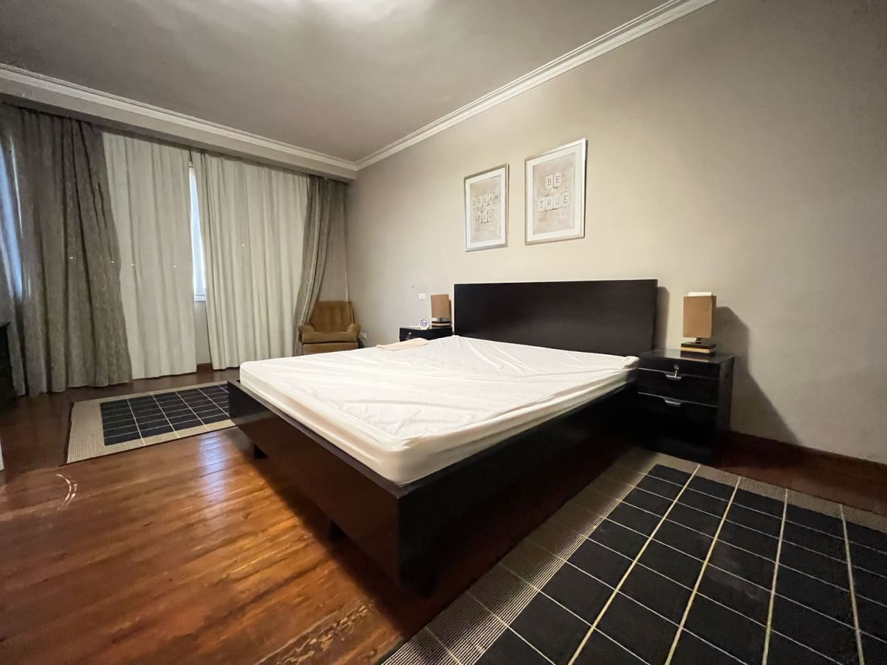 Sunny 3BR Apartment with Private Balcony