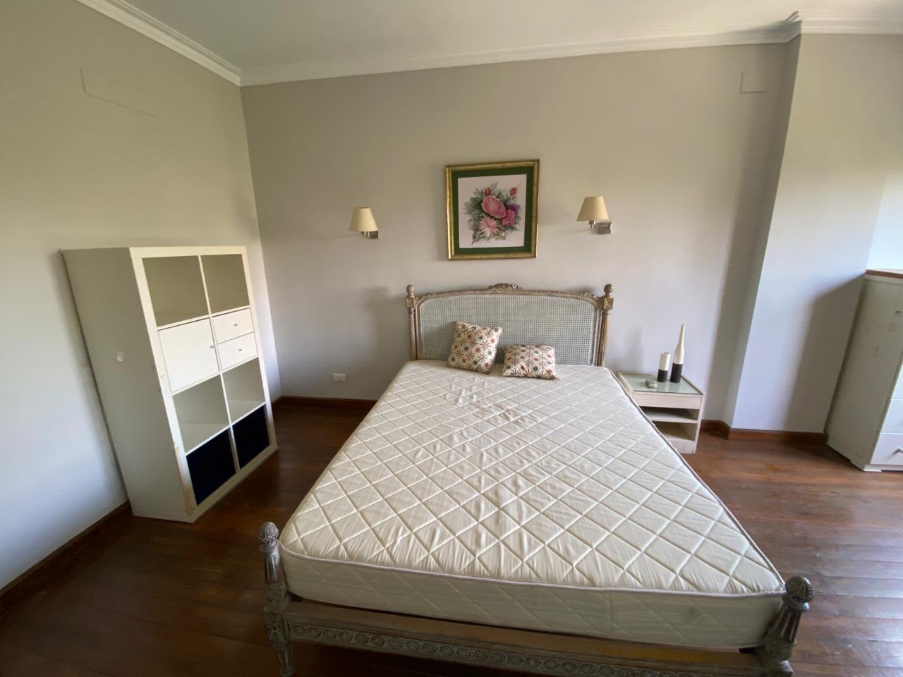 Sunny 3BR Apartment with Private Balcony