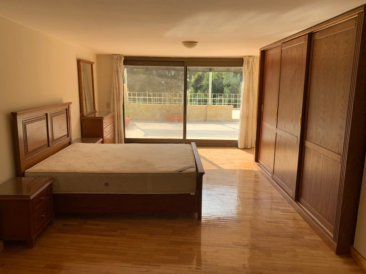 Renovating Penthouse With a Huge Terrace in Maadi Sarayat 