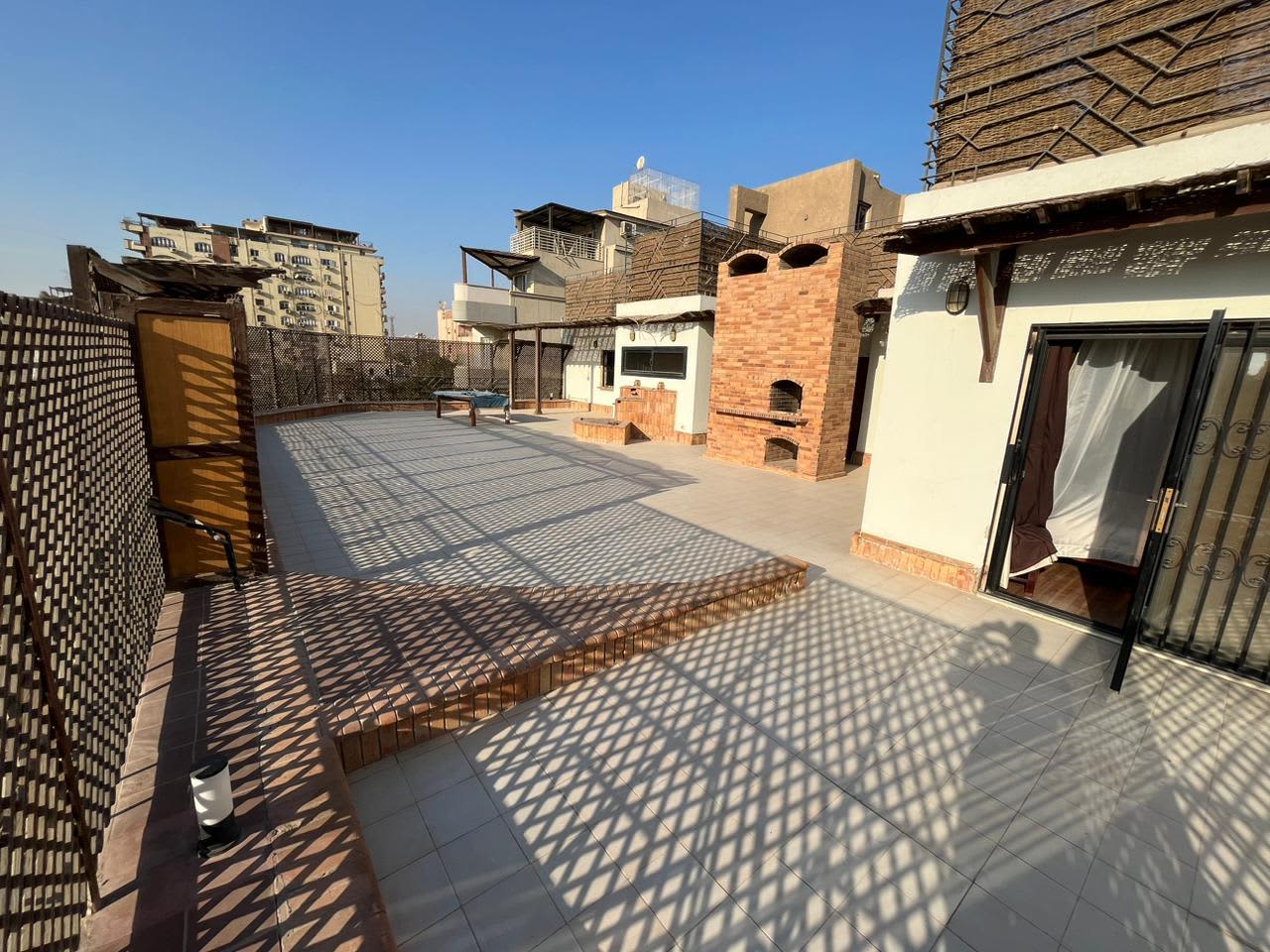 6 bedroom Penthouse for rent in Sarayat