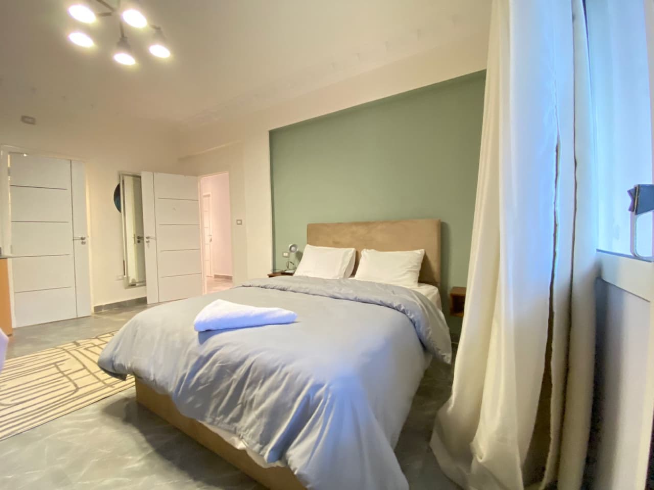 Modern 1-BR Apartment in Prime Maadi Location