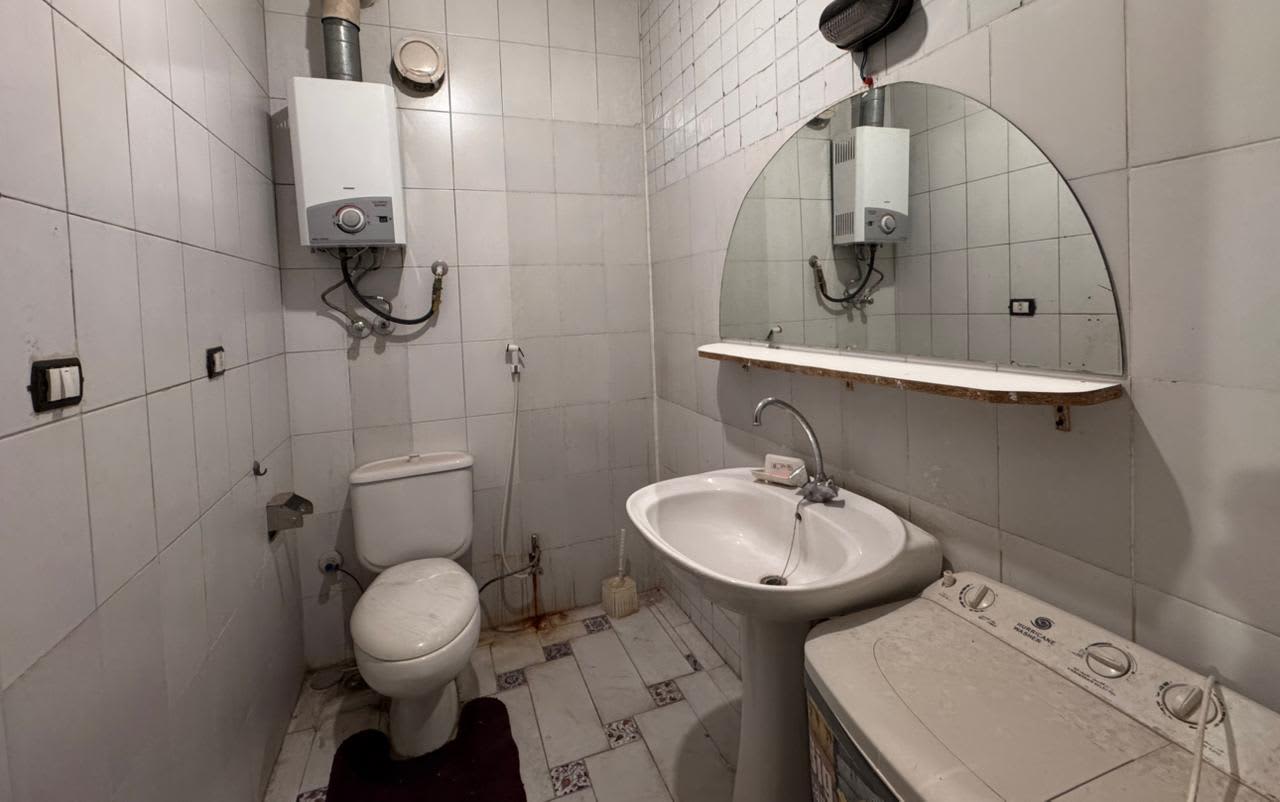 Spacious 3-Bedroom Apartment in Maadi Sarayat