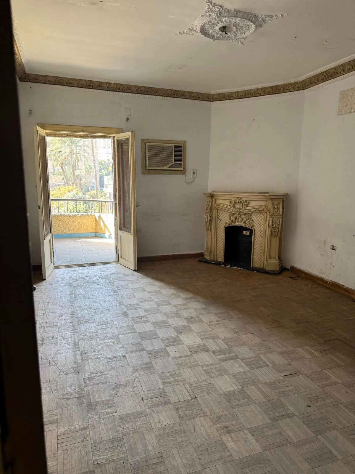 Semi Furnished Apartment With 1-Master bedroom In Maadi Sarayat