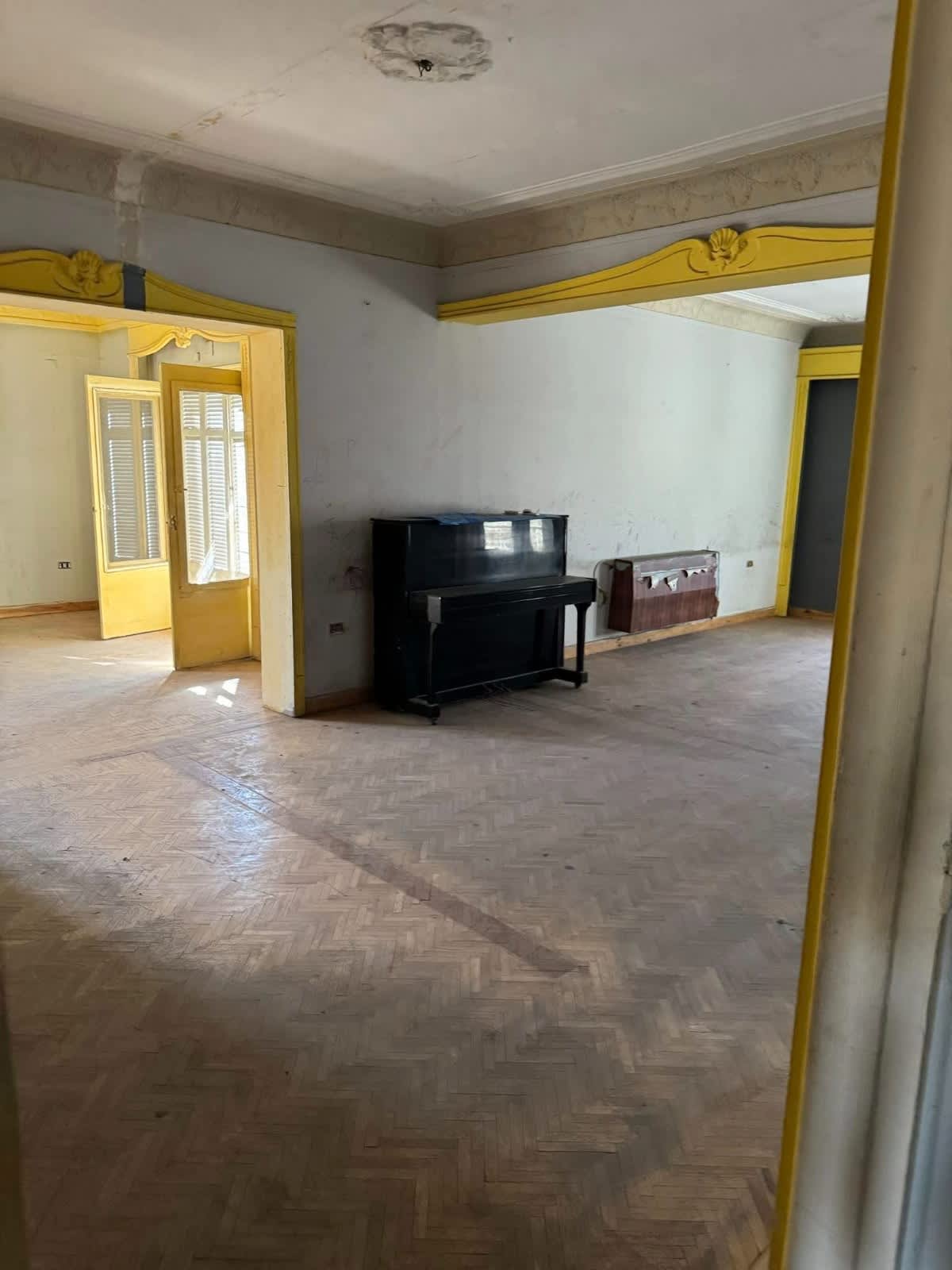 Semi Furnished Apartment With 1-Master bedroom In Maadi Sarayat