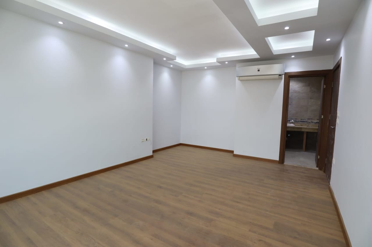 Administrative Office For Rent | 450m² | Bavaria.