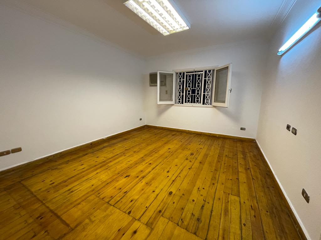 Administrative Office For Rent| 250m²| Sarayat.