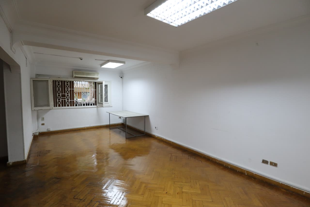 Administrative Office For Rent| 250m²| Sarayat.