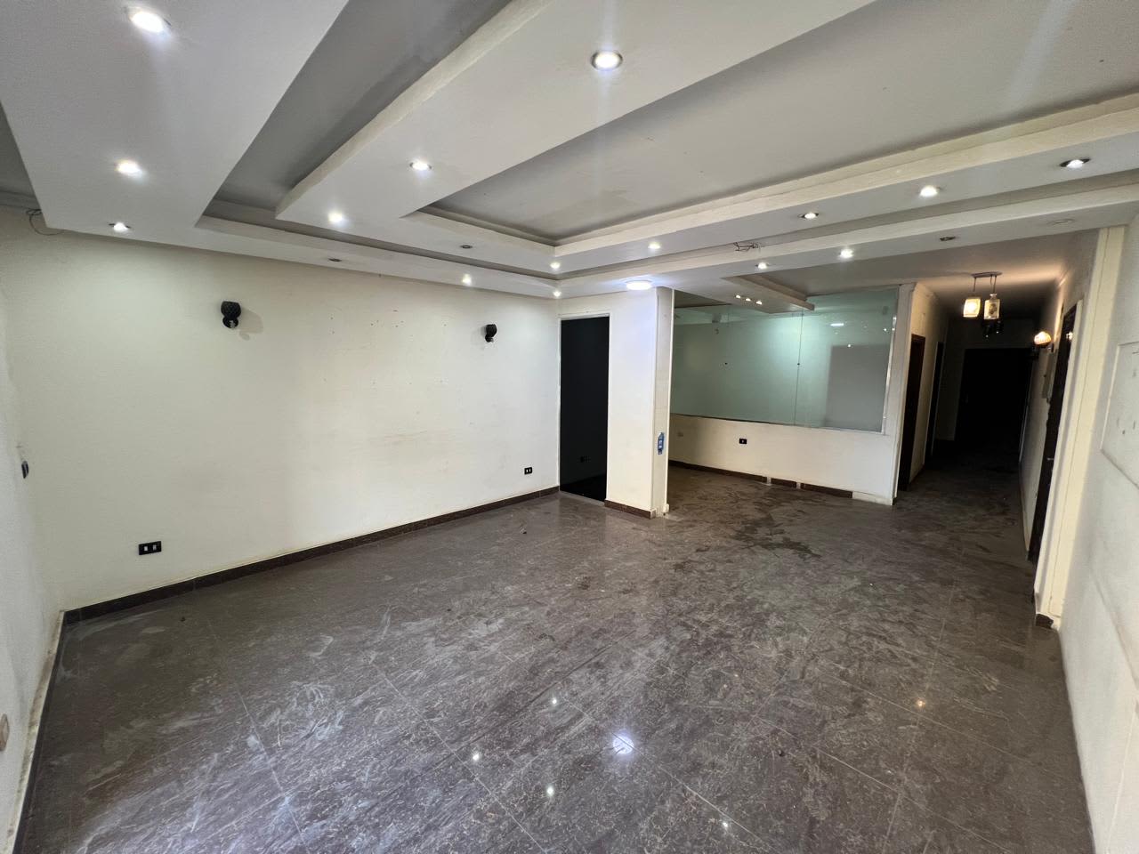 5 bedroom Office for rent in New Maadi