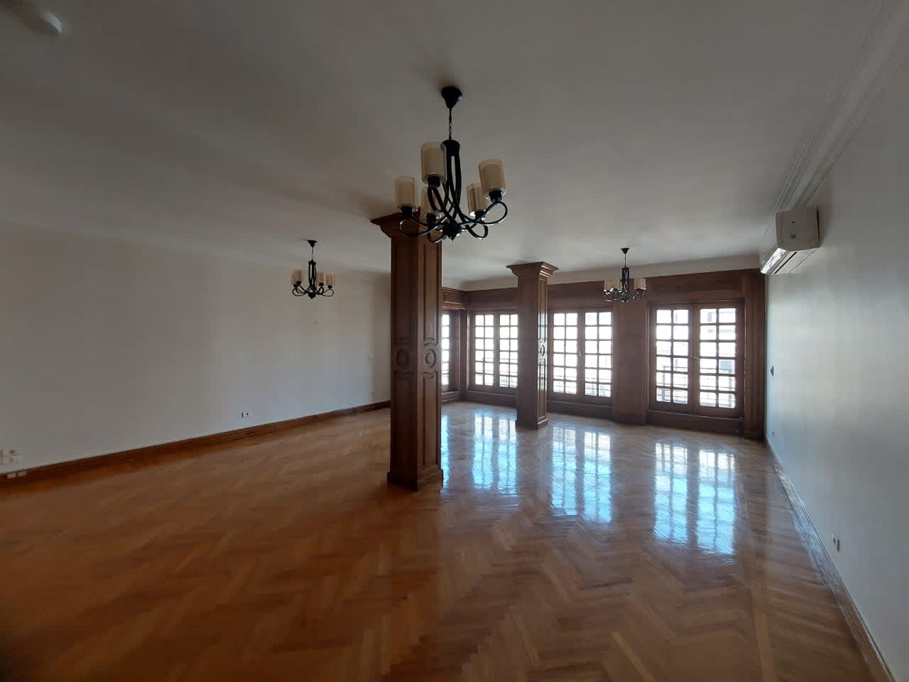 Stunning Penthouse With Expansive Terrace In Maadi Degla.
