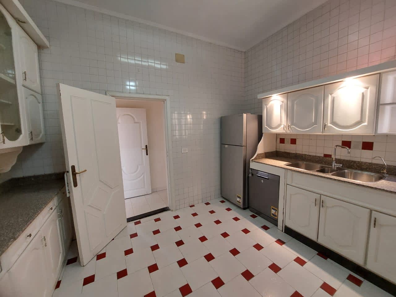 Stunning Penthouse With Expansive Terrace In Maadi Degla.