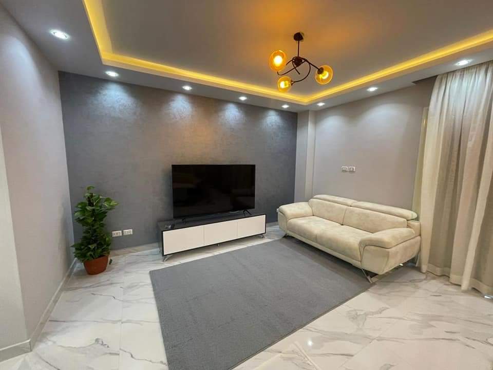 Modern 3BR Apartment in Prime Maadi Location