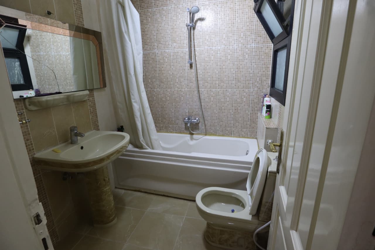 Sunny 3-Bedroom Apartment in Prime Maadi Location