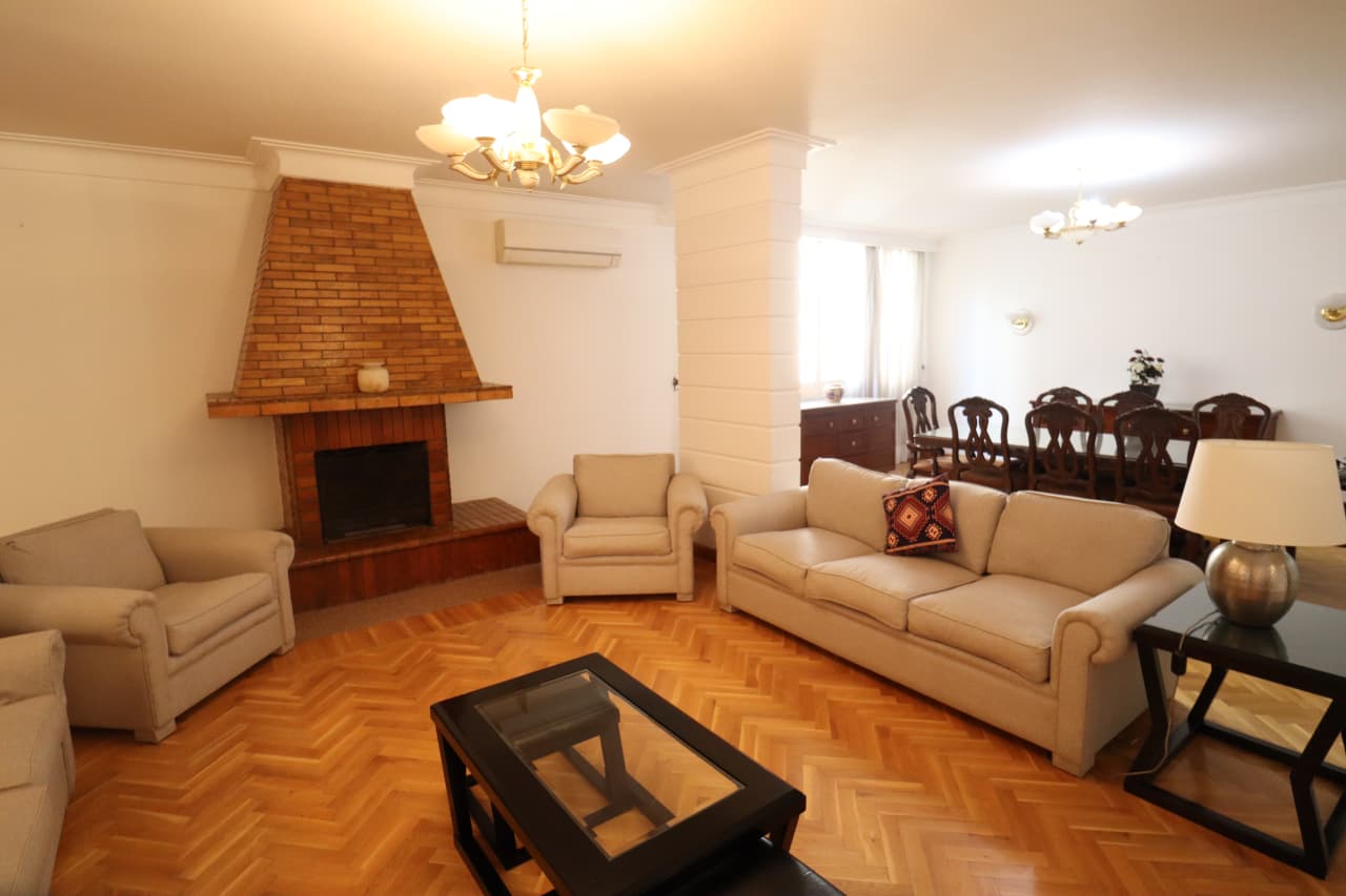 Live in Luxury: Stunning Apartment In Maadi Sarayat.
