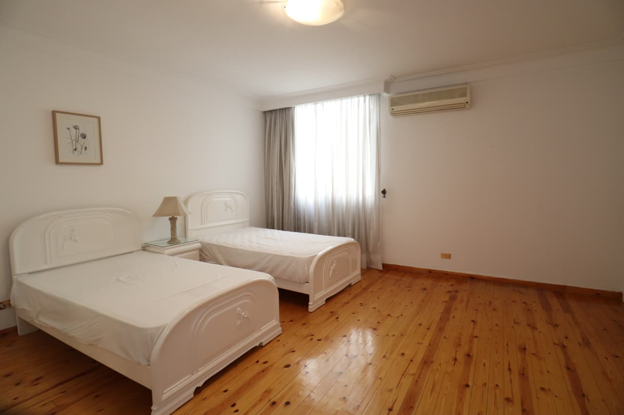 Live in Luxury: Stunning Apartment In Maadi Sarayat.