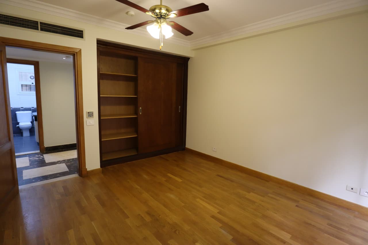 Modern 5BR Apartment Near International Schools