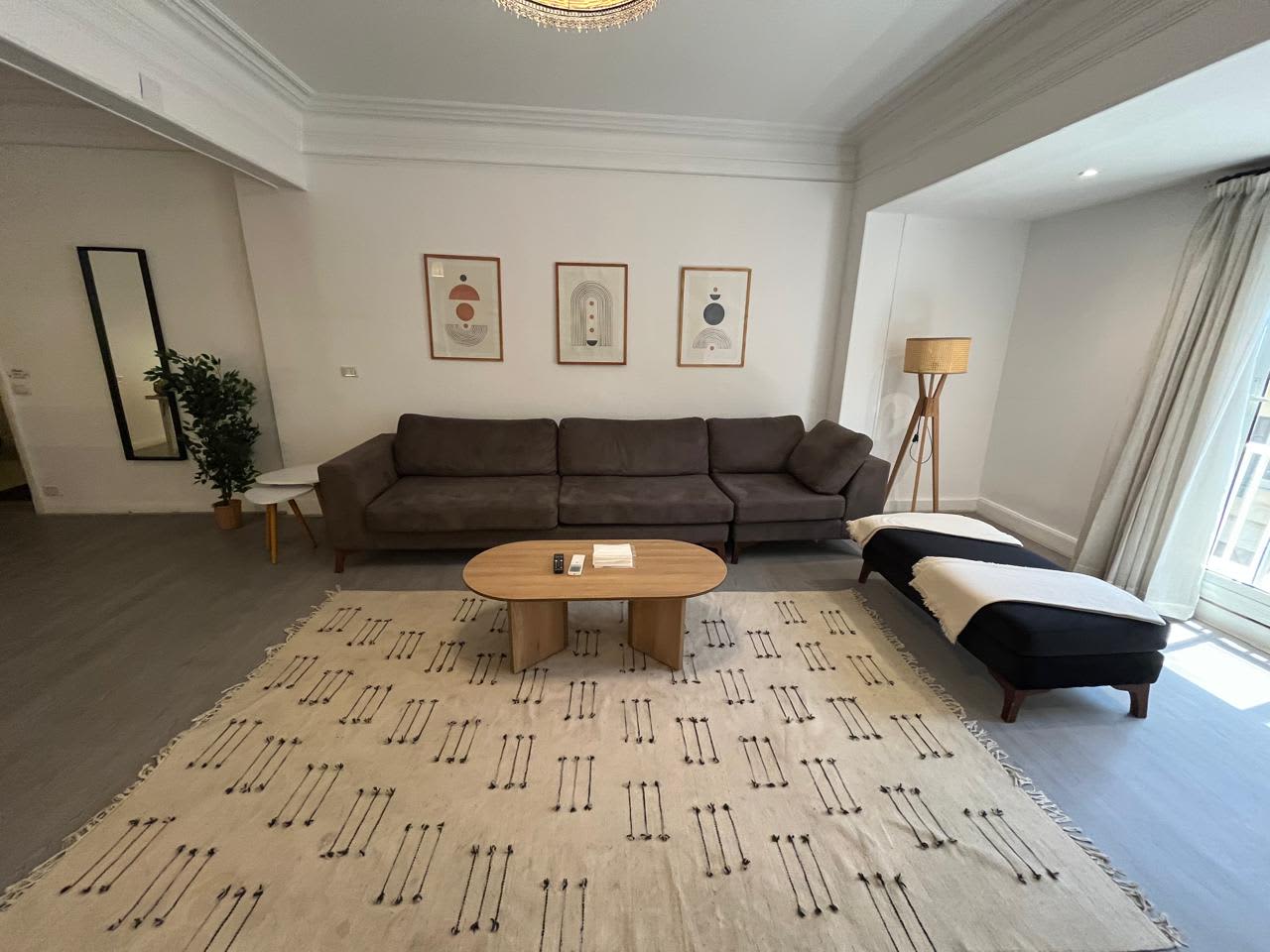 Charming Apartment In Prime Location In Zamale.