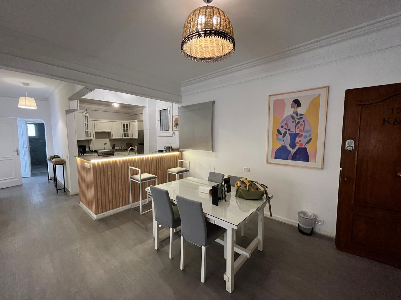 Charming Apartment In Prime Location In Zamale.