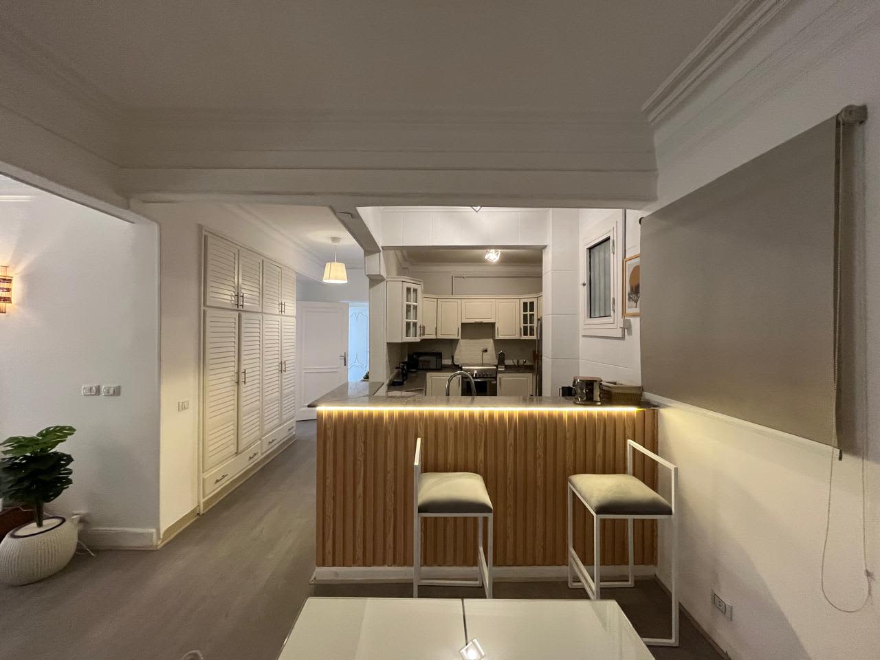 Charming Apartment In Prime Location In Zamale.