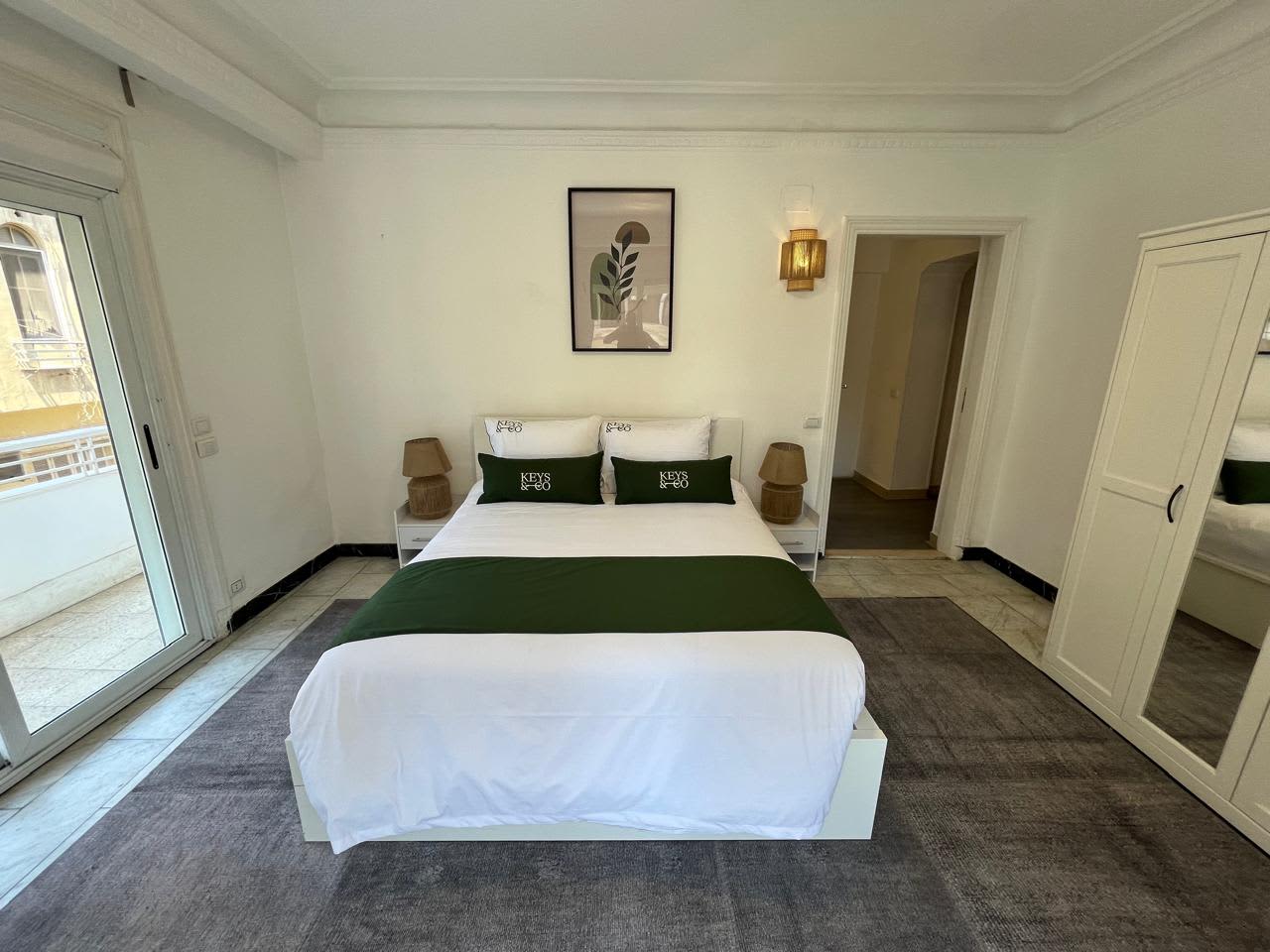 Charming Apartment In Prime Location In Zamale.
