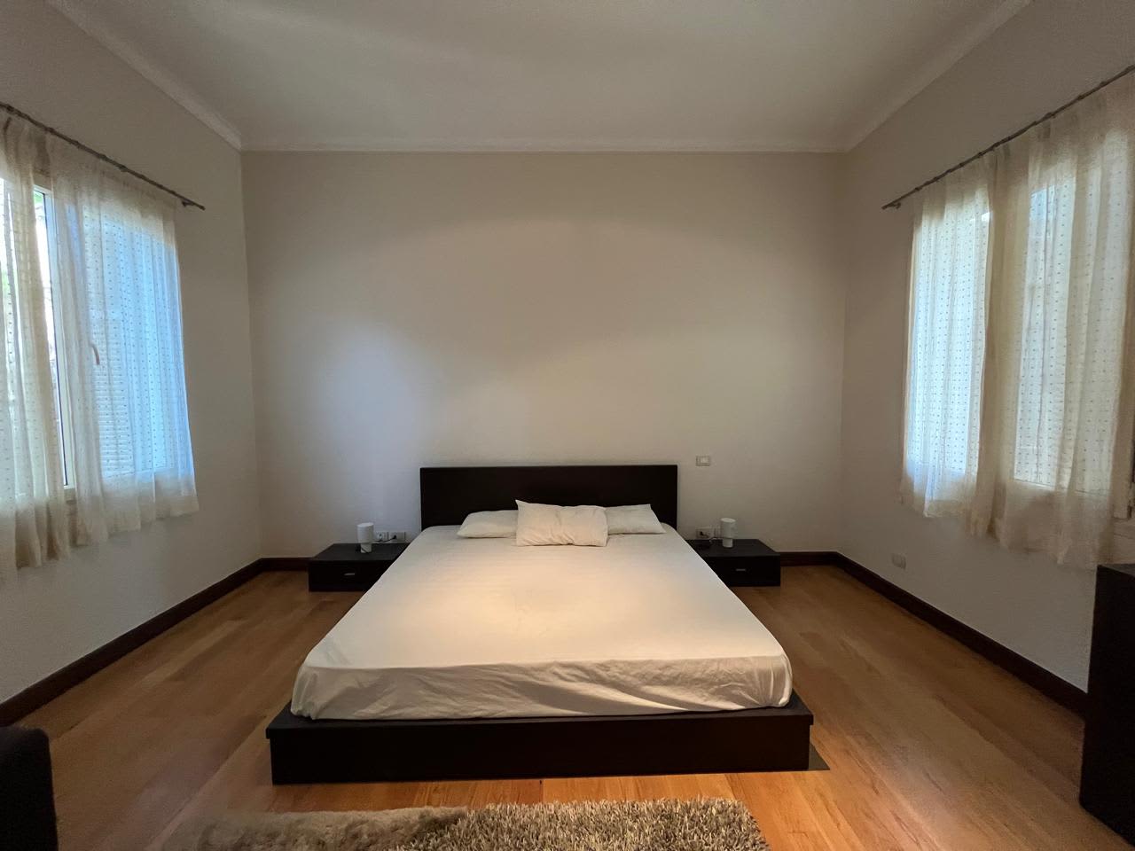 Big Apartment With A Master Room In Zamalek.